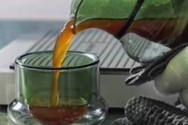 Tách cà phê đắt nhất thế giới gần 18 triệu đồng ngon cỡ nào?