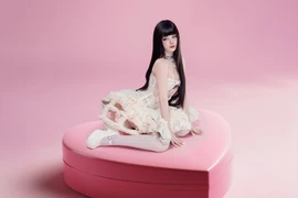 DJ Mie chào tuổi mới bằng bộ ảnh siêu "cute"