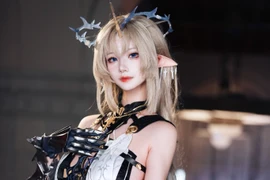 Tân binh làng cosplay sở hữu sắc vóc thiên thần say mê