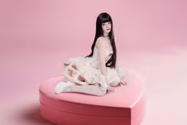 DJ Mie chào tuổi mới bằng bộ ảnh siêu "cute"