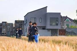 Vợ chồng 8X chi 5,5 tỷ xây nhà 200m2 đón cả nhà sống chung