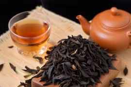 Tận thấy loại lá đắt nhất thế giới 30 tỷ đồng/kg