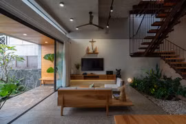 "Lạc lối" trước ngôi nhà ẩn mình giữa thung lũng mộng mơ 