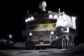 Toyota Land Cruiser sẽ "phượt" vượt Trái Đất lên tầm vũ trụ