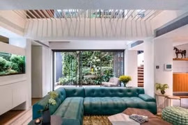 Vợ chồng U70 chi 34 tỷ xây nhà "dưỡng lão" đẹp mê ly