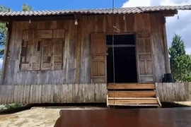 Kỳ lạ căn nhà xoay các hướng tránh mưa gió tại Đắk Lắk