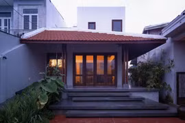 Nhà mái ngói đẹp hút hồn, gợi nhớ miền ký ức xưa 