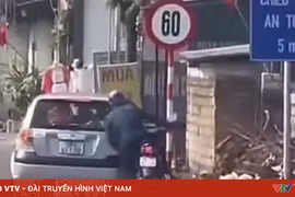 CSGT xác minh vụ ô tô tạt đầu chèn ngã người đi xe máy trên quốc lộ 1