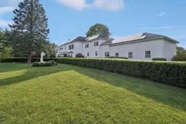 Cận cảnh cơ ngơi mới rộng thênh thang ở Mỹ của Hoa khôi Thu Hương