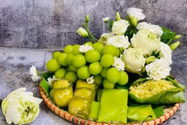 Sôi động thị trường đồ cúng Rằm tháng 7 