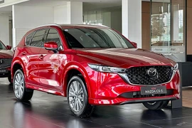 Loạt xe SUV cỡ C "đua" giảm giá, Mazda CX-5 rẻ ngang xe hạng B