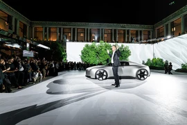 Audi trình làng xe ý tưởng với ngôn ngữ thiết kế mới tại Milan