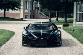 Bugatti La Voiture Noire giá 310 tỷ đồng được mang ra đấu giá kín