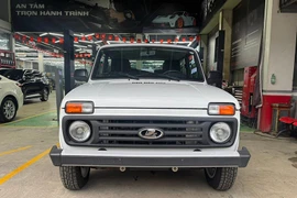 "Tóm gọn" Lada Niva Legend gầm cao, giá rẻ tại Hà Nội