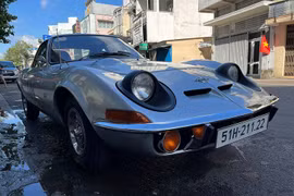 Opel GT của Đặng Lê Nguyên Vũ mới tậu khiến giới chơi xe xôn xao