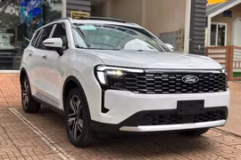 Ford Territory và Mazda CX-5 "đua" giảm giá, người dùng hưởng lợi