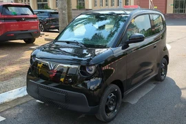 Tận thấy VinFast Minio Green rẻ nhất Việt Nam "bằng xương, bằng thịt"