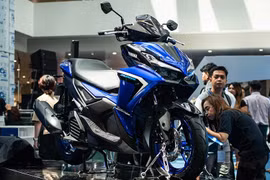 Yamaha Aerox 2025 ra mắt - "lột xác" thiết kế, giá 71,3 triệu đồng