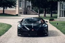 Bugatti La Voiture Noire giá 310 tỷ đồng được mang ra đấu giá kín
