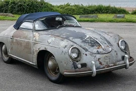 Phát lộ Porsche 356 1955 đắt nhất thế giới "ngủ" trong kho thóc 60 năm