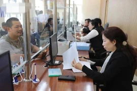 Bộ Chính trị yêu cầu tiếp tục tăng cường toàn diện cho cấp xã