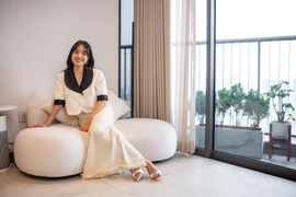 Căn hộ 350m2 như resort giữa trung tâm Hà Nội của ca nương Kiều Anh 