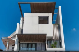 Nhà hướng Tây tưởng nóng nhưng mát rượi quanh năm 