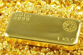 Giá vàng hôm nay 16/6: Tiến gần mức cao kỷ lục?