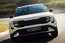 Kia Seltos 2027 tung ảnh “nhá hàng” trước ngày ra mắt toàn cầu