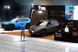 Toyota RAV4 "nhá hàng" 3 bản độ lột xác ấn tượng, cực chất