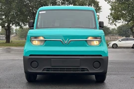 Cận cảnh VinFast EC Van giá 285 triệu tại Việt Nam, chạy 175km/sạc