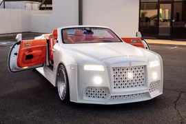 Rolls-Royce Dawn bản độ cực dị, giới hạn 25 chiếc cho đại gia Dubai