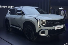 Chi tiết Kia Seltos 2027 "bằng xương bằng thịt" - to lớn, ngập công nghệ 