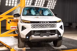 Toyota Hilux 2026 sắp về Việt Nam đạt chuẩn an toàn 5 sao ANCAP