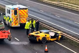 "Siêu bò" Lamborghini Temerario đầu tiên trên thế giới gặp nạn nát đầu