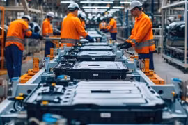 Lý do thị trường ôtô điện năm 2026 đối mặt nguy cơ “đội giá”?