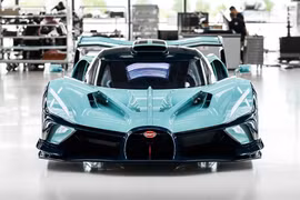 Bugatti Bolide động cơ W16 từ 123,9 tỷ đồng cuối cùng được bàn giao