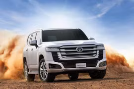 SUV "chủ tịch" Toyota Land Cruiser 300 HEV sắp ra về Việt Nam?