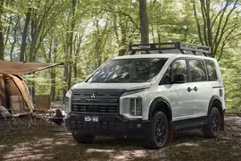 Mitsubishi Delica D:5 - chiếc MPV bán ròng rã suốt 19 năm vẫn "cháy hàng"