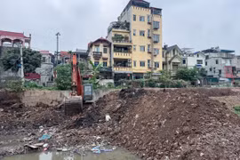 Toàn cảnh hạng mục cứng hóa kênh La Khê còn dở dang