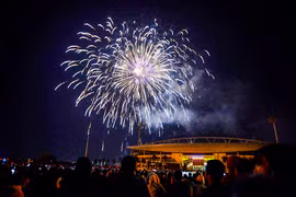 Hà Nội bắn pháo hoa tầm cao dịp nghỉ lễ Giỗ tổ Hùng Vương, 30/4-1/5