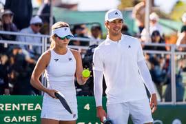 Soi thu nhập VĐV pickleball: Người kiếm triệu USD, kẻ chịu lỗ để thi đấu