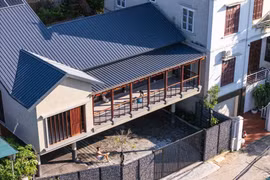 Chiêm ngưỡng ngôi nhà 3 tầng tĩnh lặng giữa lòng thành phố