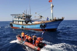 Thủ tướng giao Bộ Quốc phòng chủ trì xử lý các tàu cá "3 không"