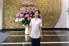 Thủ khoa khối A00 Hiền Mai lên VTV nhan sắc ra sao?