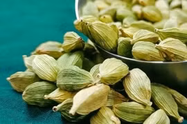 Gia vị đắt thứ 3 thế giới, Việt Nam xuất khẩu nghìn tấn