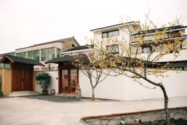 Bên trong nhà vườn 9 tỷ con trai dành tặng bố dưỡng già 