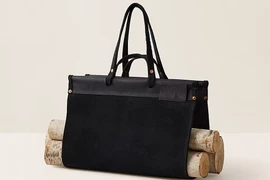 Túi đựng củi hơn 15 triệu đồng/chiếc, có tiền cũng khó mua