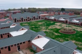 Chi 1.600 tỷ biến nhà tù cũ thành chung cư sang chảnh