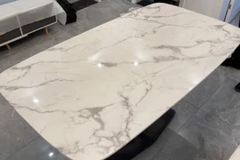 6 kiểu bàn ăn tưởng đẹp hóa lãng phí khiến gia chủ "khóc ròng"